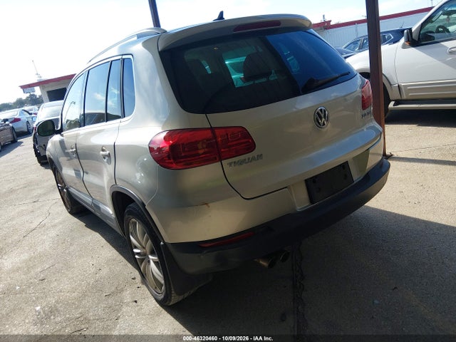 2015 Volkswagen Tiguan Sel მანქანა იყიდება აუქციონზე, vin: WVGAV7AX6FW556034, აუქციონის ნომერი: 46320460