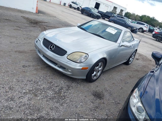 2001 Mercedes-benz Slk 320 მანქანა იყიდება აუქციონზე, vin: WDBKK65F81F224634, აუქციონის ნომერი: 46320516