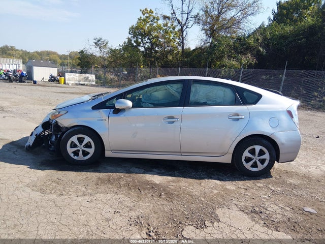 46320721 :رقم المزاد ، JTDKN3DU0E0387147 vin ، 2014 Toyota Prius Three مزاد بيع