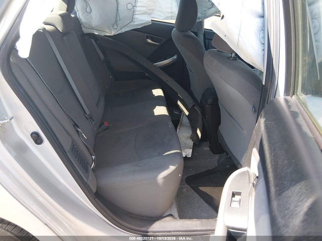 46320721 :رقم المزاد ، JTDKN3DU0E0387147 vin ، 2014 Toyota Prius Three مزاد بيع