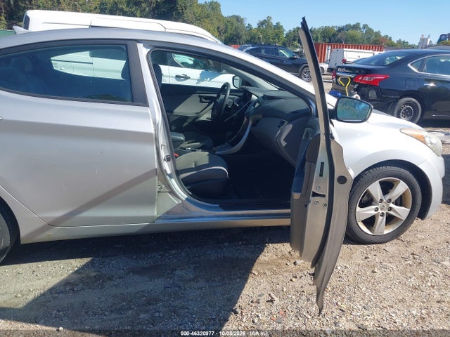 Продажа на аукционе авто 2013 Hyundai Elantra Gls, vin: 5NPDH4AE8DH195625, номер лота: 46320977