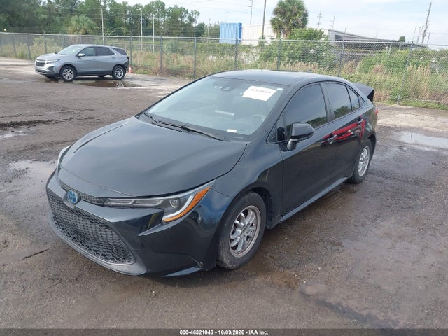 46321049 :رقم المزاد ، JTDEAMDE1NJ052805 vin ، 2022 Toyota Corolla Hybrid Le مزاد بيع