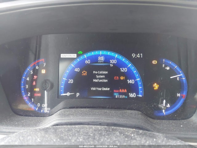 46321049 :رقم المزاد ، JTDEAMDE1NJ052805 vin ، 2022 Toyota Corolla Hybrid Le مزاد بيع