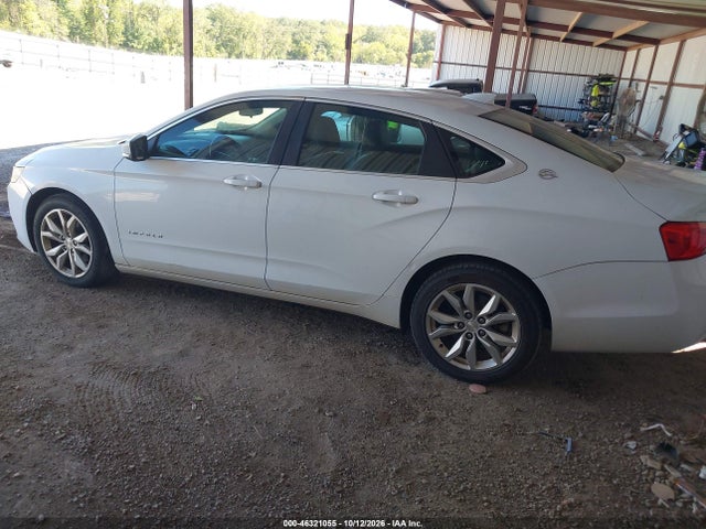 Chevrolet IMPALA 1LT 2017 2G1105SA2H9137832 Image 13