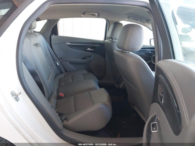 Chevrolet IMPALA 1LT 2017 2G1105SA2H9137832 Image 8