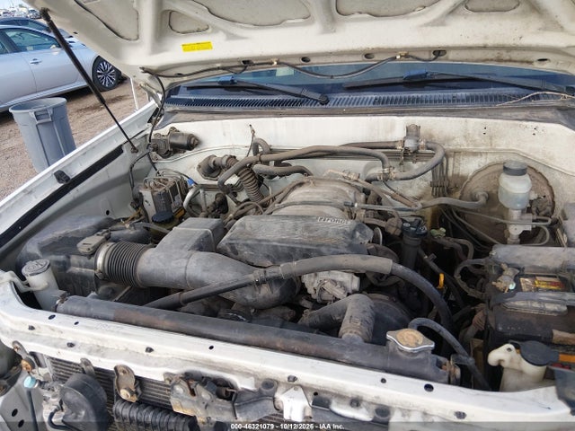 46321079 :رقم المزاد ، 5TDBT48A91S000470 vin ، 2001 Toyota Sequoia Limited V8 مزاد بيع