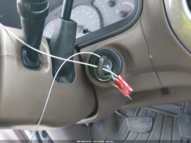 46321079 :رقم المزاد ، 5TDBT48A91S000470 vin ، 2001 Toyota Sequoia Limited V8 مزاد بيع