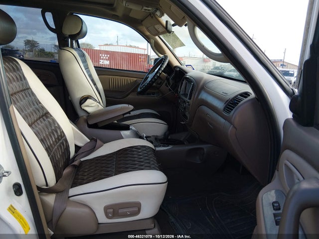 46321079 :رقم المزاد ، 5TDBT48A91S000470 vin ، 2001 Toyota Sequoia Limited V8 مزاد بيع