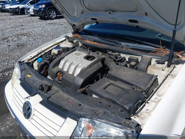 46321099 :رقم المزاد ، 3VWSR69M95M047987 vin ، 2005 Volkswagen Jetta Gls Tdi مزاد بيع