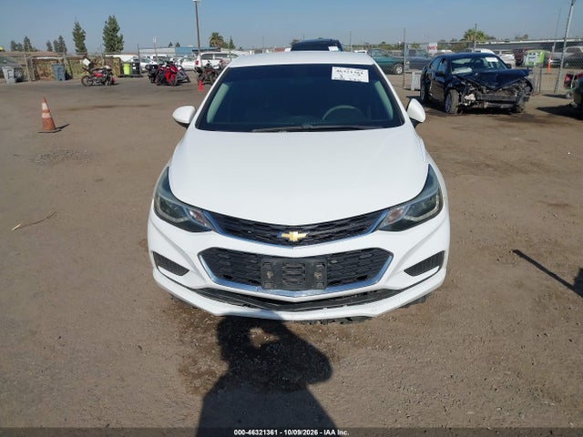Aukcja sprzedaży 2018 Chevrolet Cruze Lt Auto, vin: 1G1BE5SM8J7177808, numer aukcji: 46321361