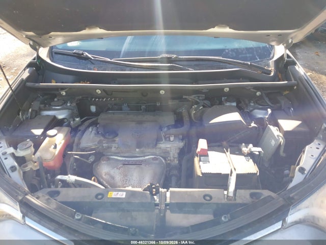 46321366 :رقم المزاد ، 2T3ZFREVXJW516720 vin ، 2018 Toyota Rav4 Le مزاد بيع