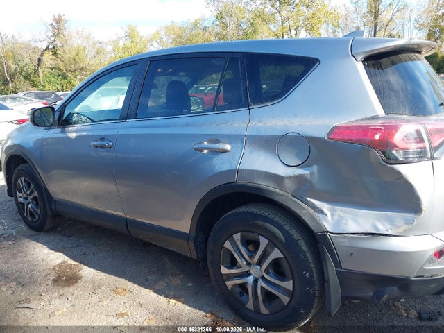 46321366 :رقم المزاد ، 2T3ZFREVXJW516720 vin ، 2018 Toyota Rav4 Le مزاد بيع