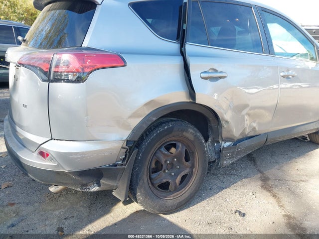 46321366 :رقم المزاد ، 2T3ZFREVXJW516720 vin ، 2018 Toyota Rav4 Le مزاد بيع