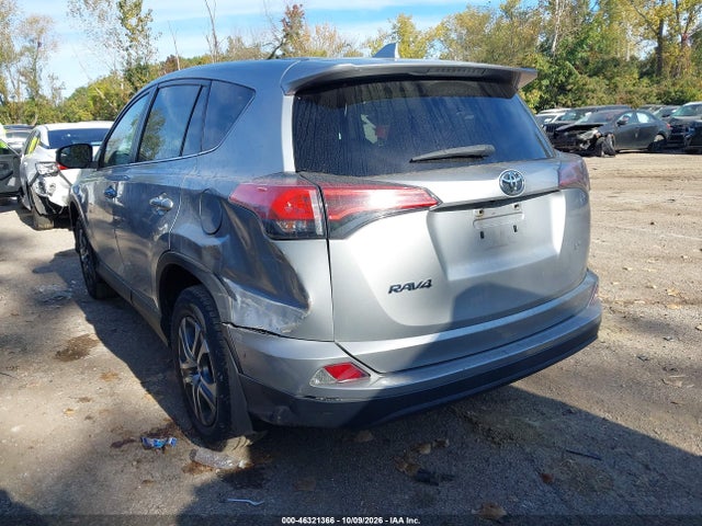 46321366 :رقم المزاد ، 2T3ZFREVXJW516720 vin ، 2018 Toyota Rav4 Le مزاد بيع