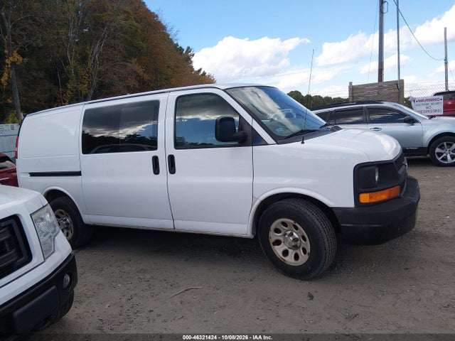 46321424 :رقم المزاد ، 1GCSHAF42D1193480 vin ، 2013 Chevrolet Express 1500 Work Van مزاد بيع