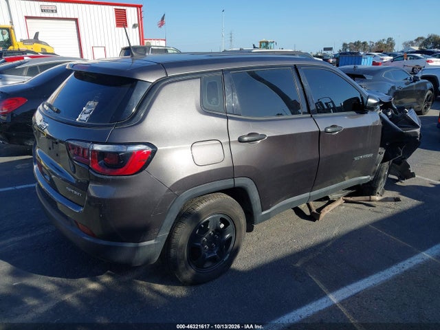 46321617 :رقم المزاد ، 3C4NJCAB0MT538808 vin ، 2021 Jeep Compass Sport Fwd مزاد بيع
