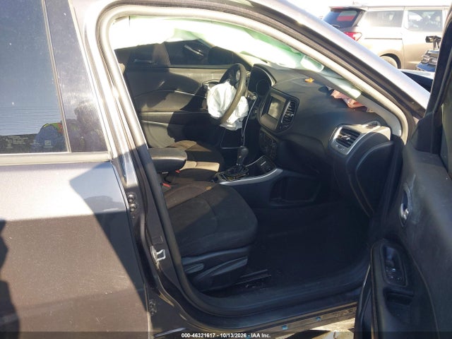 46321617 :رقم المزاد ، 3C4NJCAB0MT538808 vin ، 2021 Jeep Compass Sport Fwd مزاد بيع