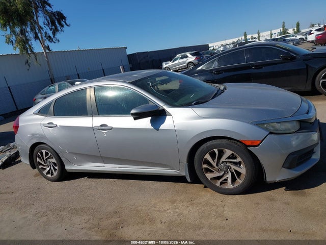 Aukcja sprzedaży 2018 Honda Civic Ex, vin: 2HGFC2F77JH532099, numer aukcji: 46321689