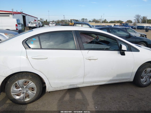 46321891 :رقم المزاد ، 19XFB2F57DE044769 vin ، 2013 Honda Civic Lx مزاد بيع