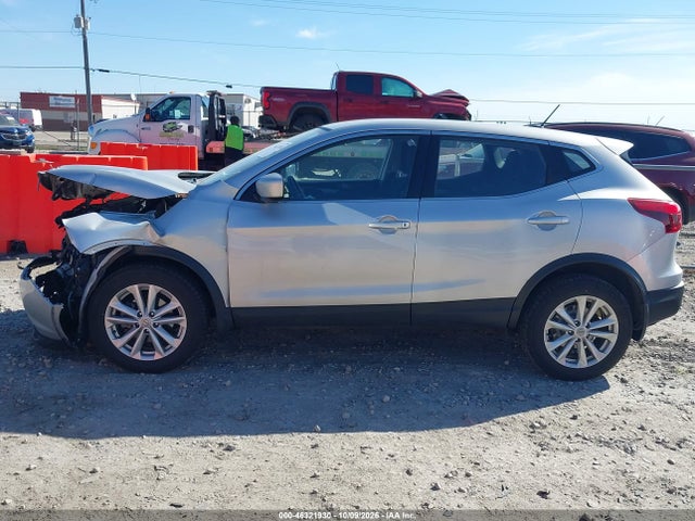 2018 Nissan Rogue Sport S მანქანა იყიდება აუქციონზე, vin: JN1BJ1CR2JW294458, აუქციონის ნომერი: 46321930