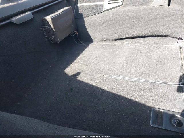 46321932 :رقم المزاد ، 1G1YY22P6R5110237 vin ، 1994 Chevrolet Corvette مزاد بيع