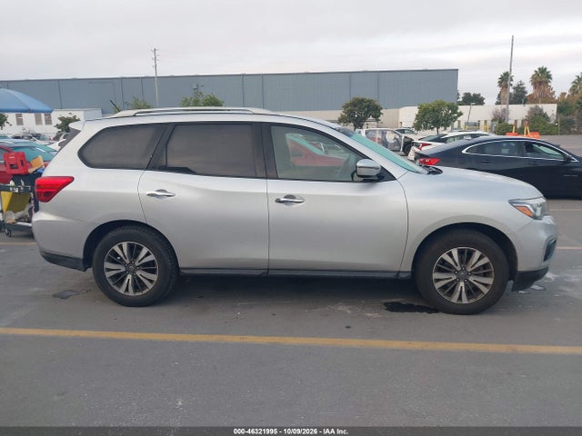 5N1DR2MN1HC679792 Nissan Pathfinder Sv
