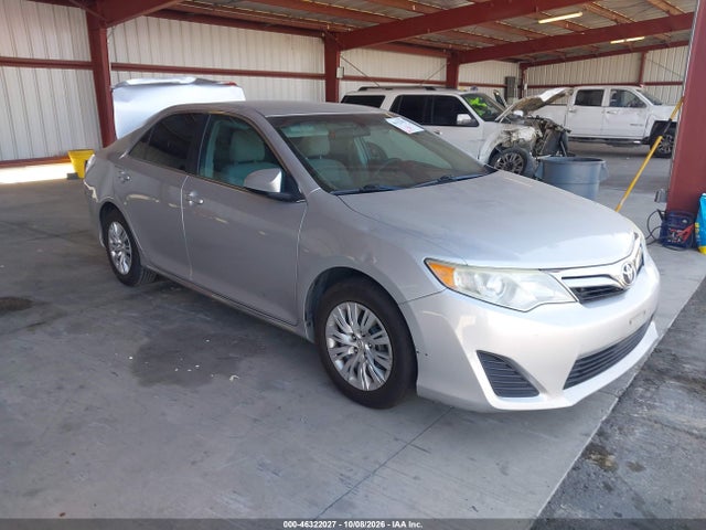 46322027 :رقم المزاد ، 4T4BF1FK7ER415520 vin ، 2014 Toyota Camry Le مزاد بيع
