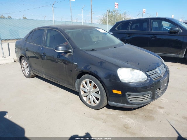 46322333 :رقم المزاد ، 3VWRA7AJ2AM106420 vin ، 2010 Volkswagen Jetta Wolfsburg Edition مزاد بيع
