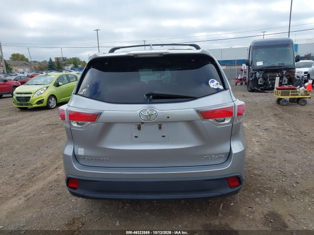 46322569 :رقم المزاد ، 5TDJKRFH3GS354845 vin ، 2016 Toyota Highlander Xle V6 مزاد بيع