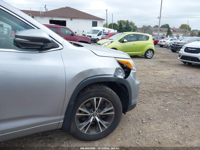46322569 :رقم المزاد ، 5TDJKRFH3GS354845 vin ، 2016 Toyota Highlander Xle V6 مزاد بيع