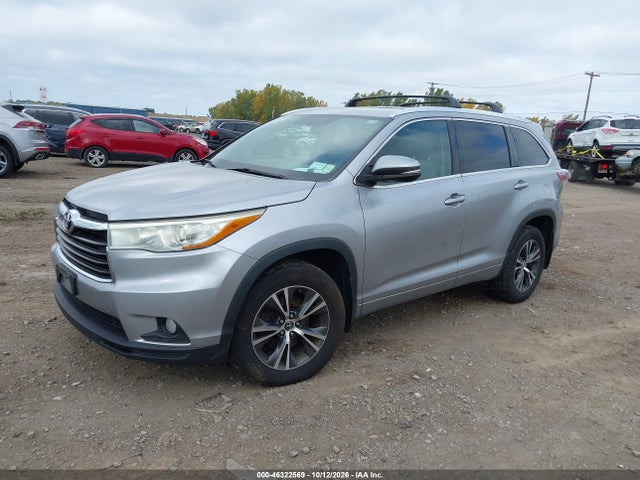 46322569 :رقم المزاد ، 5TDJKRFH3GS354845 vin ، 2016 Toyota Highlander Xle V6 مزاد بيع