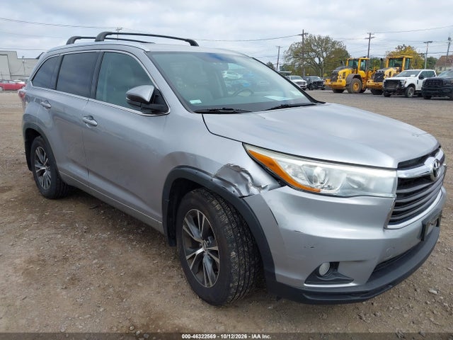 46322569 :رقم المزاد ، 5TDJKRFH3GS354845 vin ، 2016 Toyota Highlander Xle V6 مزاد بيع