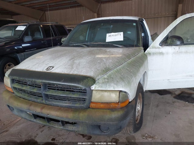 46322571 :رقم المزاد ، 1B7FL26X6WS639840 vin ، 1998 Dodge Dakota Slt/sport مزاد بيع