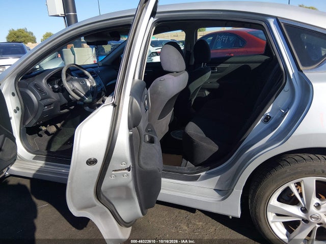 46322610 :رقم المزاد ، 1N4AL3AP6FC231720 vin ، 2015 Nissan Altima 2.5 Sv مزاد بيع