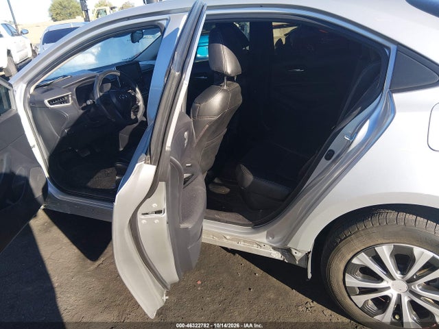 46322782 :رقم المزاد ، JTDEAMDE6MJ008619 vin ، 2021 Toyota Corolla Hybrid Le مزاد بيع