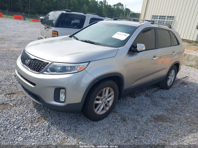 KIA Sorento Lx V6 2014 5XYKT4A75EG517458 Image 2