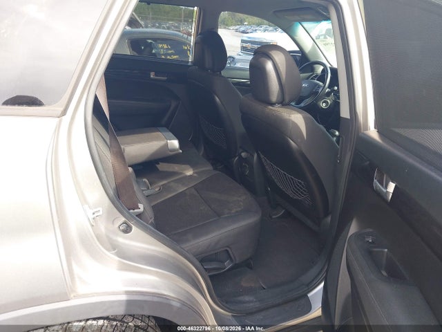 KIA Sorento Lx V6 2014 5XYKT4A75EG517458 Image 8