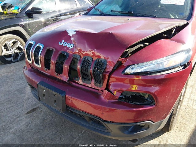 2017 Jeep Cherokee Latitude 4x4 მანქანა იყიდება აუქციონზე, vin: 1C4PJMCS6HW583103, აუქციონის ნომერი: 46322922