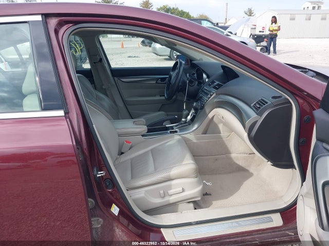 46322952 :رقم المزاد ، 19UUA8F52BA006073 vin ، 2011 Acura Tl 3.5 مزاد بيع