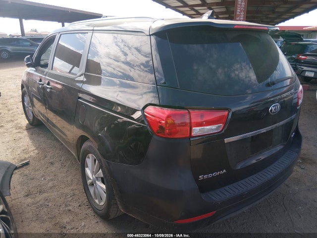 KIA SEDONA LX 2015 KNDMB5C14F6033117 Image 3