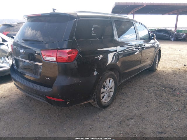 KIA SEDONA LX 2015 KNDMB5C14F6033117 Image 4