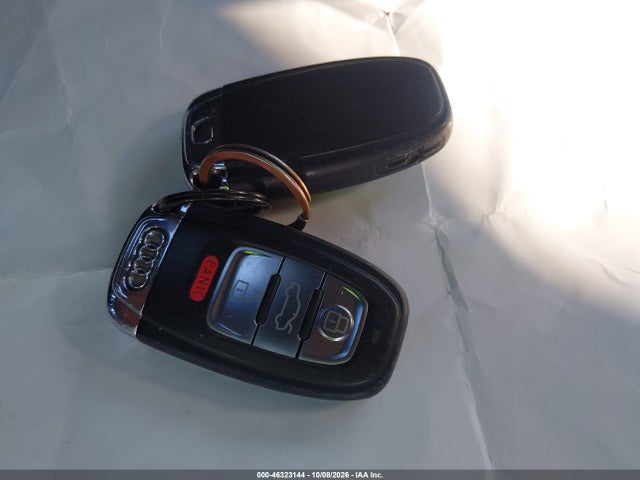 46323144 :رقم المزاد ، WA1DKBFP8BA012593 vin ، 2011 Audi Q5 3.2 Premium Plus مزاد بيع