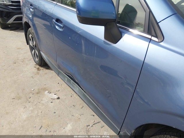 Subaru Forester 2.5i Limited 2017 JF2SJAJC8HH408829 Image 6