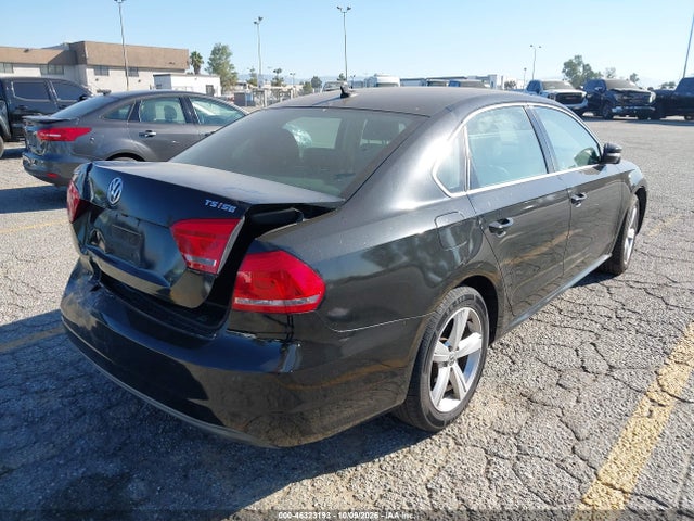 Volkswagen PASSAT SE 2014 1VWBT7A35EC054155 Image 4
