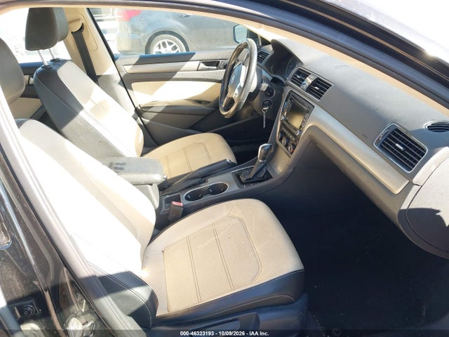 Volkswagen PASSAT SE 2014 1VWBT7A35EC054155 Image 5