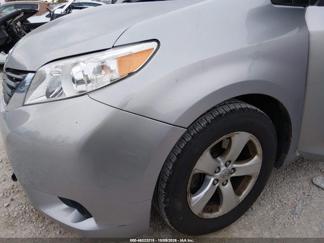 46323215 :رقم المزاد ، 5TDKK3DC3ES474893 vin ، 2014 Toyota Sienna Le V6 8 Passenger مزاد بيع