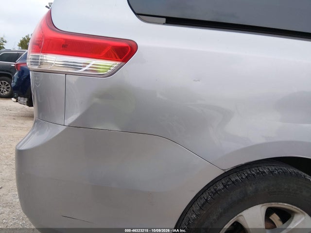 46323215 :رقم المزاد ، 5TDKK3DC3ES474893 vin ، 2014 Toyota Sienna Le V6 8 Passenger مزاد بيع