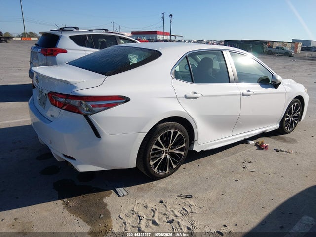 2018 Toyota Camry Se მანქანა იყიდება აუქციონზე, vin: 4T1B11HK4JU146117, აუქციონის ნომერი: 46323277