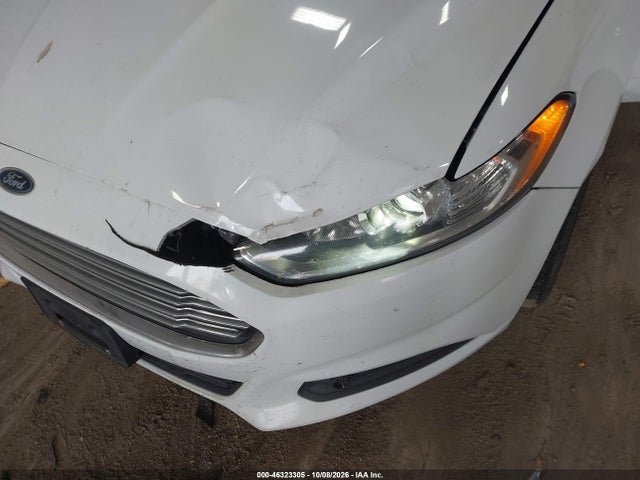 46323305 :رقم المزاد ، 3FA6P0H70GR172911 vin ، 2016 Ford Fusion Se مزاد بيع