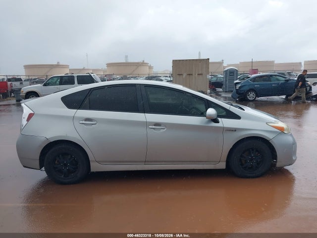 Auction sale of the 2015 Toyota Prius Two, vin: JTDKN3DU9F1997401, lot number: 46323318